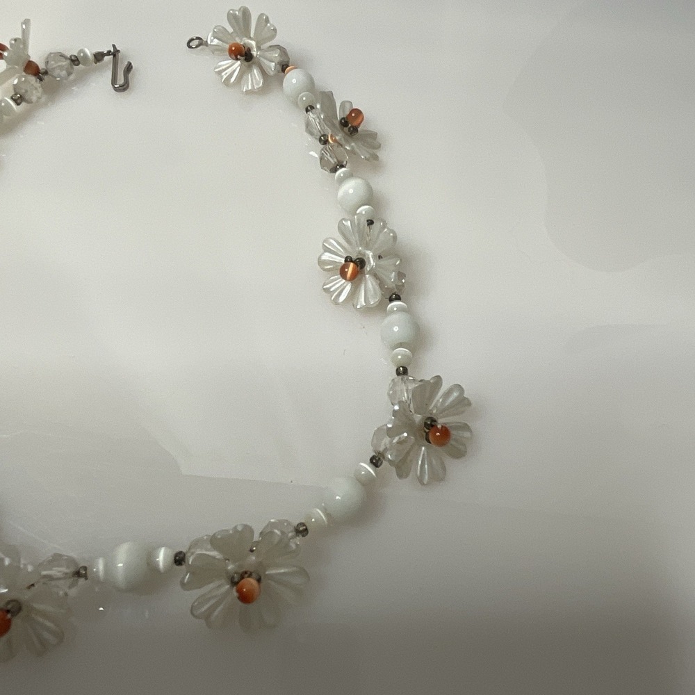 Vintage Mother of Pearl Daisy Flower Necklace Glass Cats Eye Choker 15" Romantic - Picture 8 of 12
